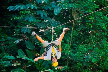 Fe_zip_lining_costa_rica