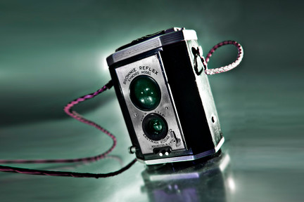 Antique_brownie_camera