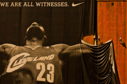 Lebron_1_onone_fotodeck