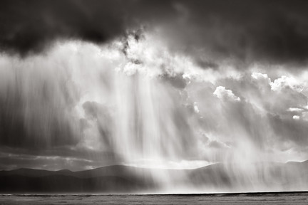 Rain_in_motion_inch_strand_county_kerry_ireland