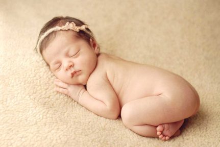 Baltimore_newborn_girl_angela_singleton_photography